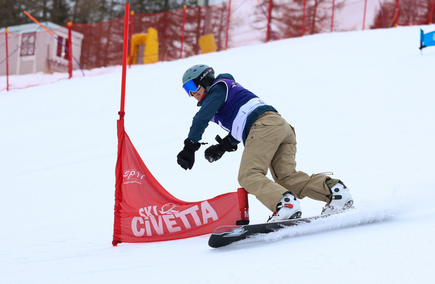Natalie Schoemann trat bei den European Universities Winter Sports Championships 2025 für die Universität Bamberg an.