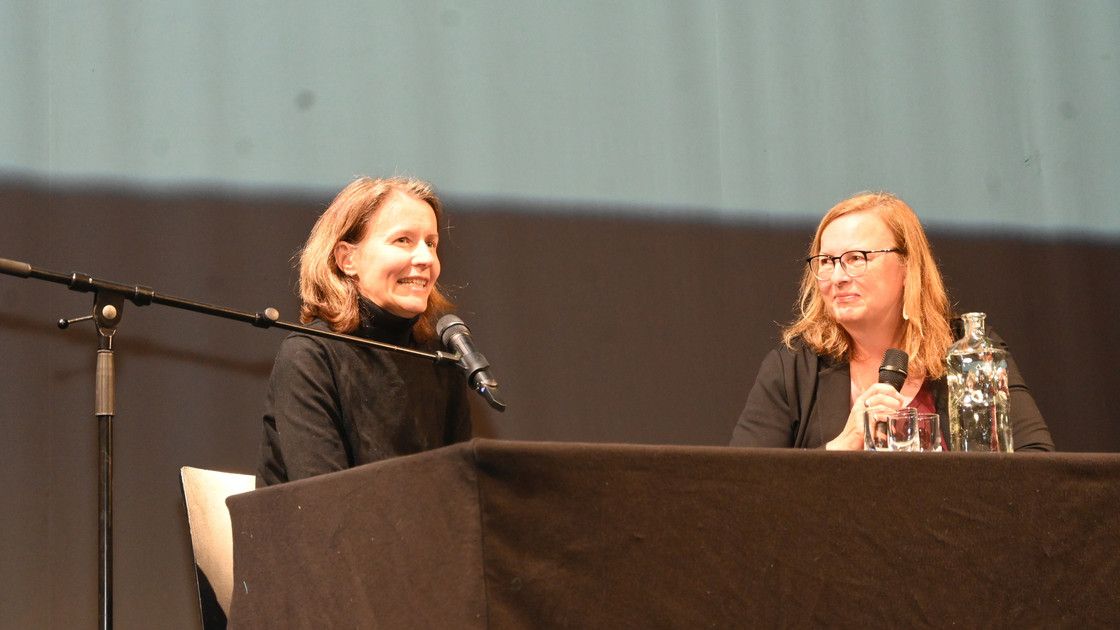 Alina Bronsky und Prof. Dr. Andrea Bartl