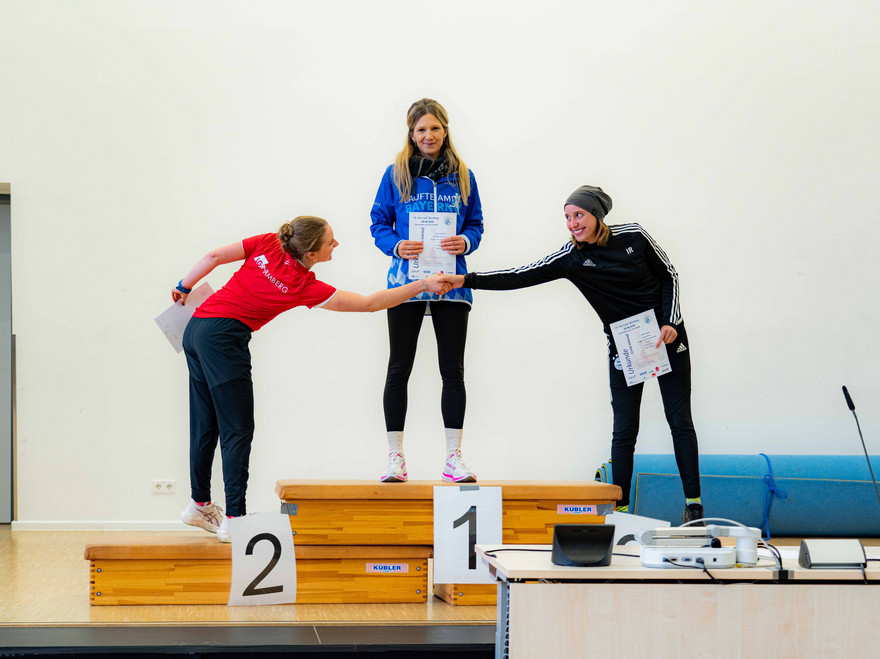Die schnellste Läuferin war 2026 Katharina Dupke (Mitte). 