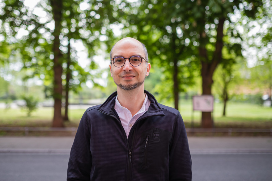 Porträt Patrick Tobias Fischer