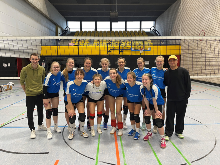 Die Bamberger Volleyball-Damen in Regensburg. 